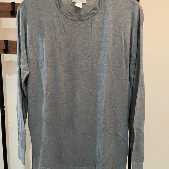 Super cute light blue tunic!! - Picture 2 of 6